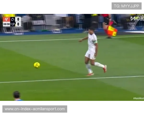 贝林厄姆边线插上传中致命一击